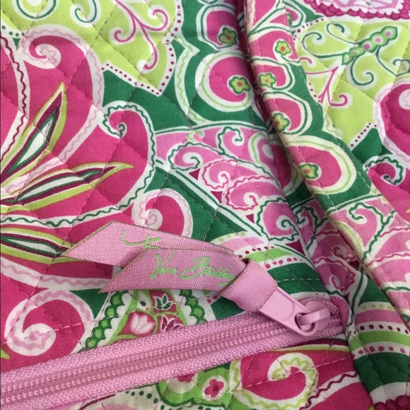 VERA BRADLEY - Picture 4 of 5